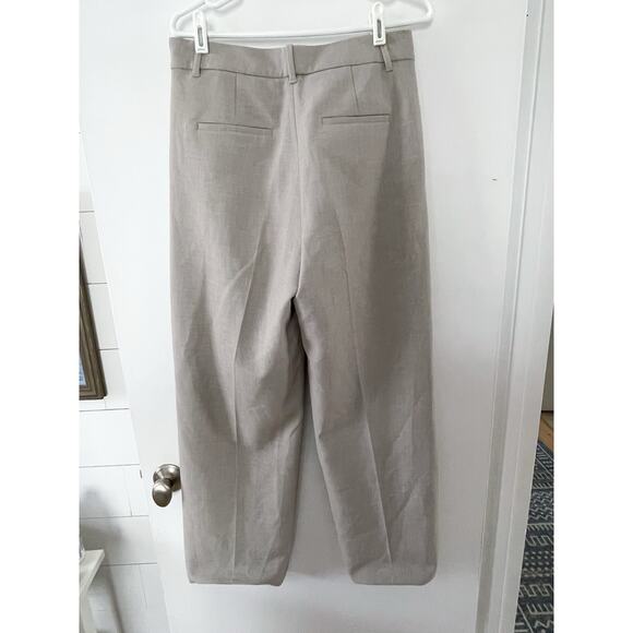 Women's Aritzia Effortless Pant Size 10 Short - Picture 3 of 6